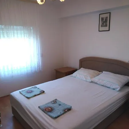 Ivica Apartment Vir